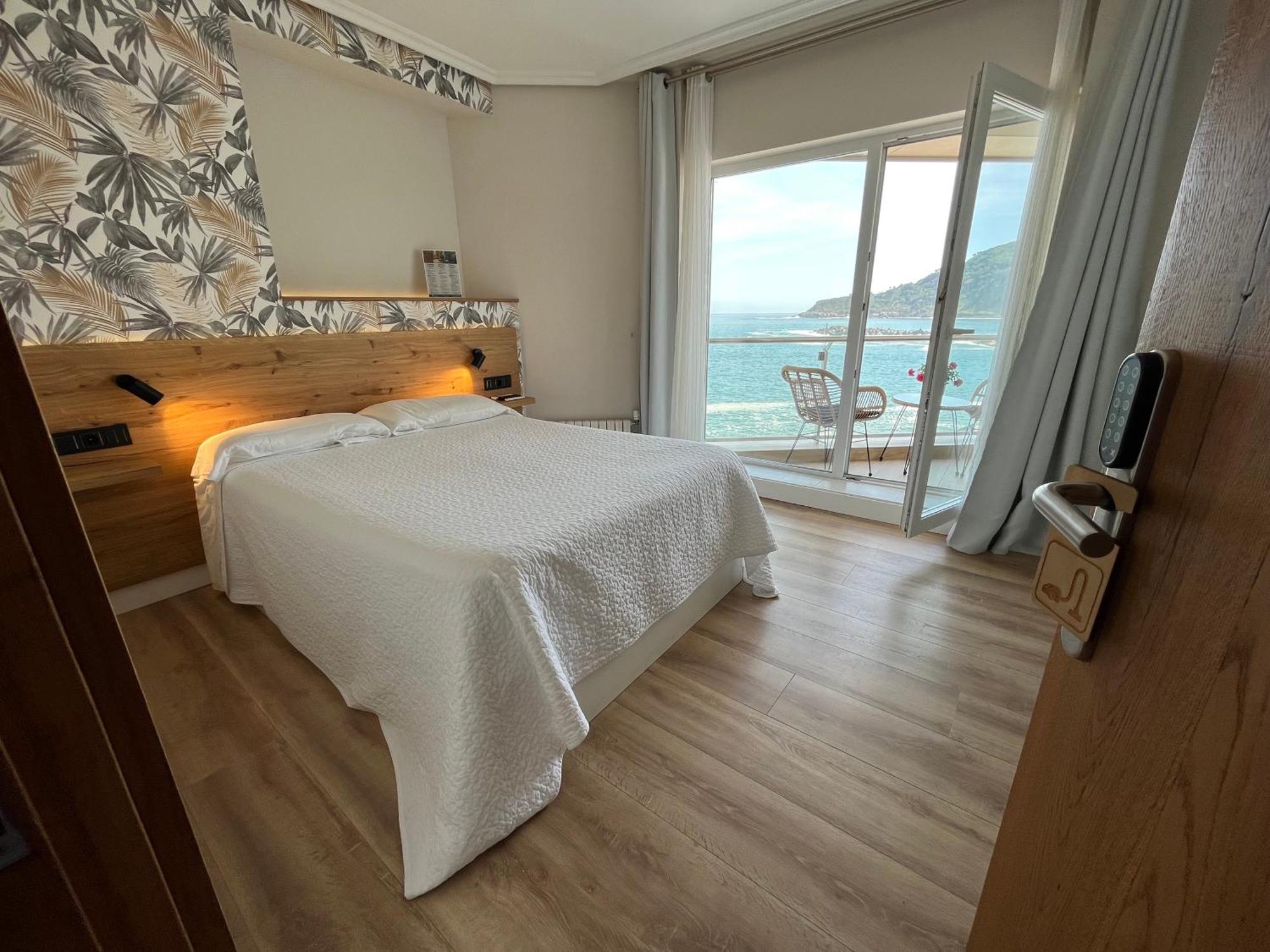 Pension Itxasoa San Sebastián Exteriör bild